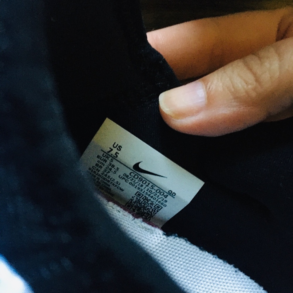 Brand new. Worn twice NIKE - Picture 6 of 6